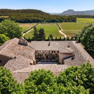 Discover Château Sainte Roseline through a guided tour of its gardens and cellars