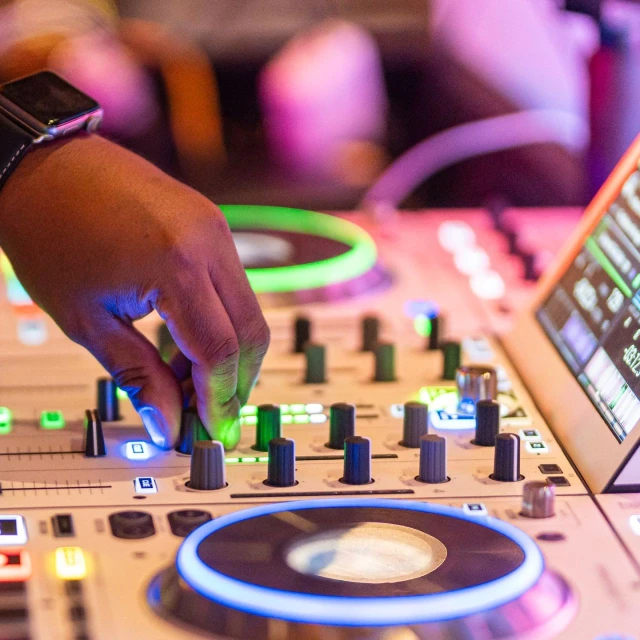 sainte-roseline-after-musique-dj