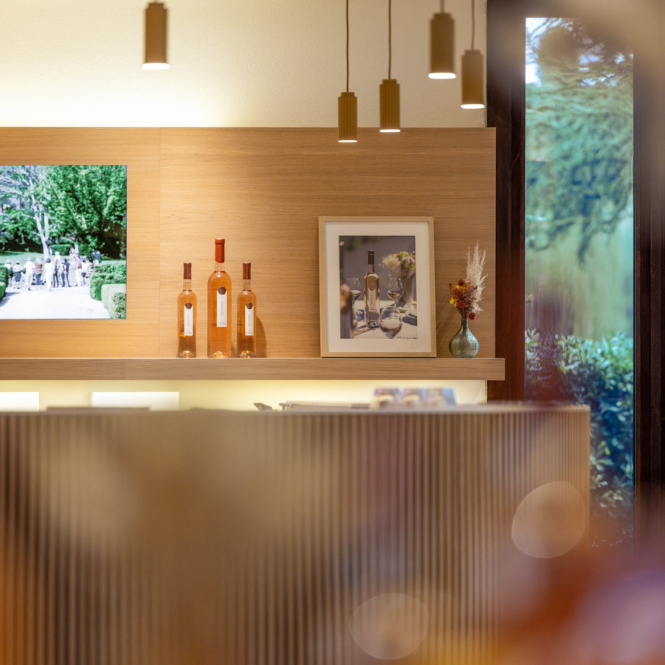 Dégustez nos vins AOP Côtes de Provence Crus Classés à la boutique du Château Sainte Roseline en Provence